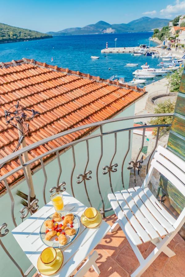 Apartments Bigovo Veljic Τίβατ Εξωτερικό φωτογραφία